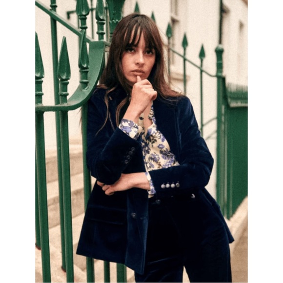 SEZANE Blue & White Floral Printed Lightweight Silk Button Down Pierro Shirt - Picture 7 of 15